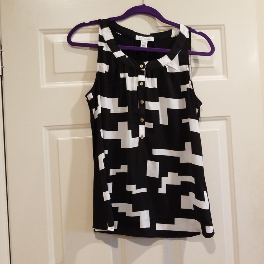 Reaction 🐧 Sleeveless Geometric Blouse
